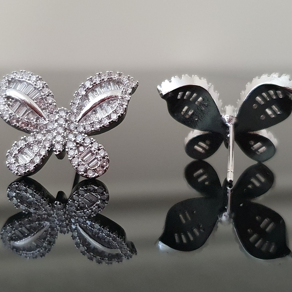 Pretty Silver Butterfly Diamond Earrings - Picture 2 of 3